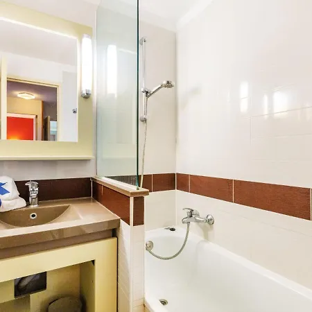 Apartment Village Cap Esterel - L'esquinade-56 By Interhome