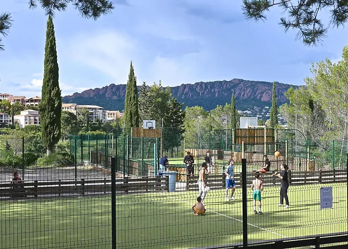 Village Cap Esterel - L'esquinade-56 By Interhome *